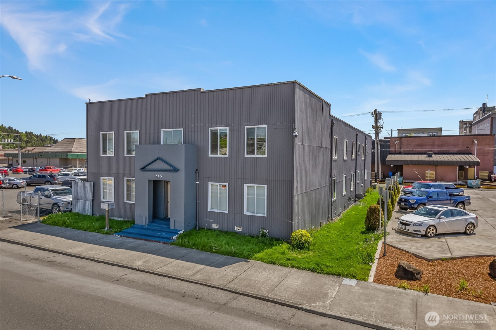 215 E 1st Street, Aberdeen, WA 98520