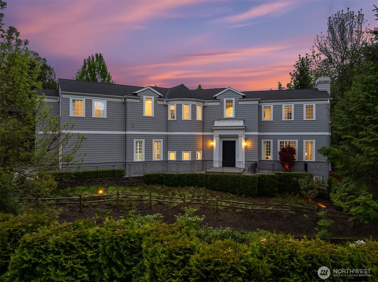 8105 Overlake Drive W, Medina, WA 98039