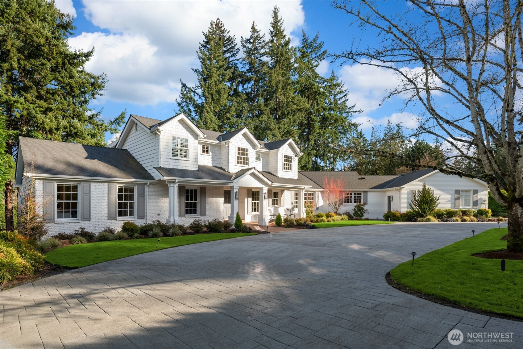 2242 79th Avenue NE, Medina, WA 98039