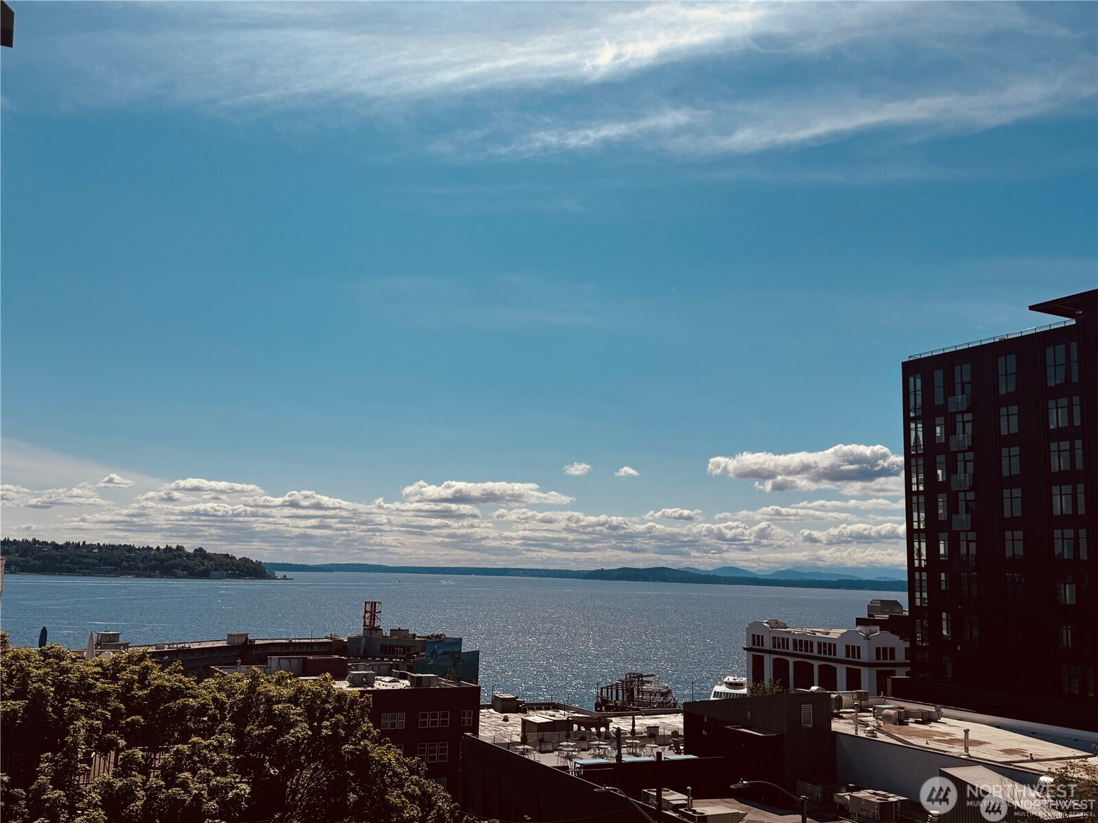 2440 Western Avenue, Seattle, WA 98121