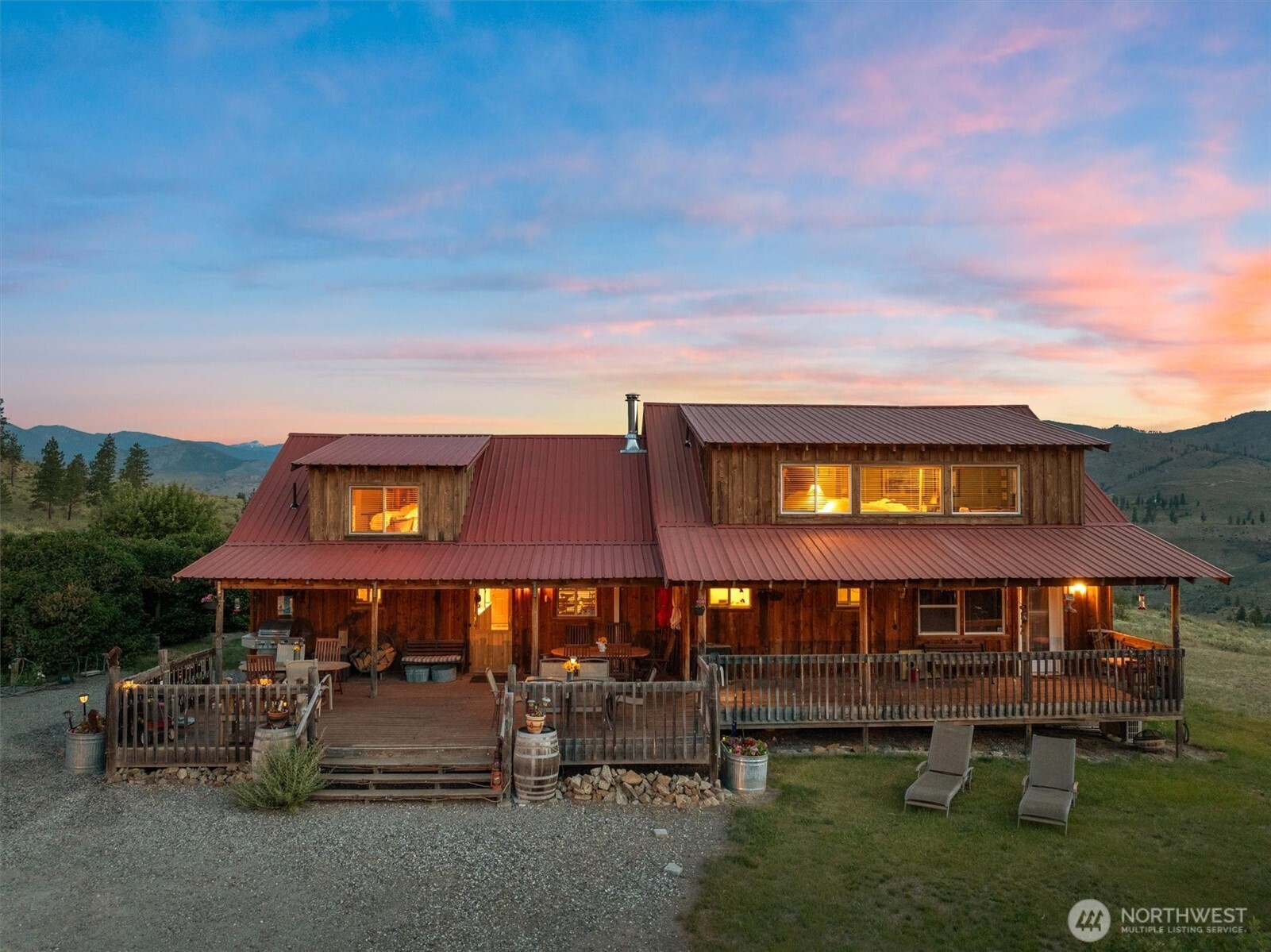 767 Bill Shaw Road, Pateros, WA 98846