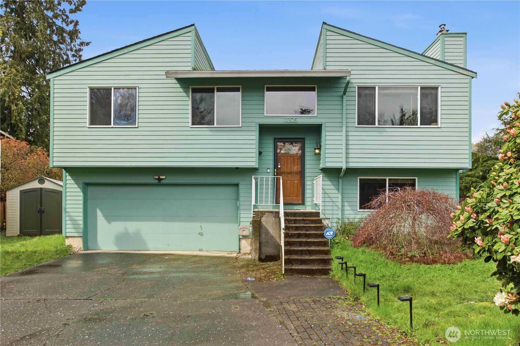 11305 SE 228th Place, Kent, WA 98031