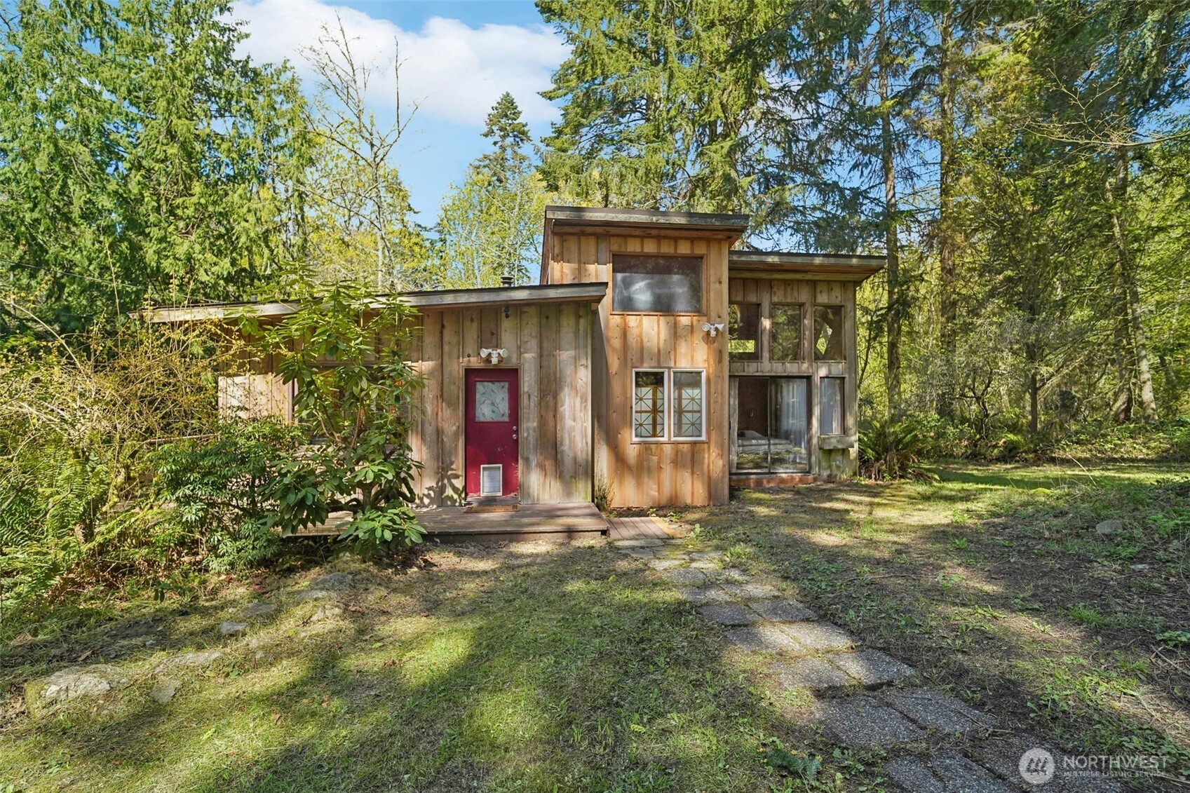 1830 Amber View Place, Camano Island, WA 98282