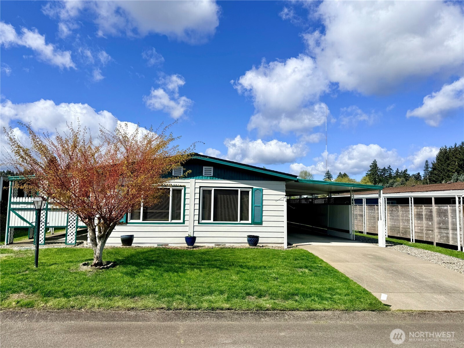 2204 Alonda Lane NE, Olympia, WA 98516