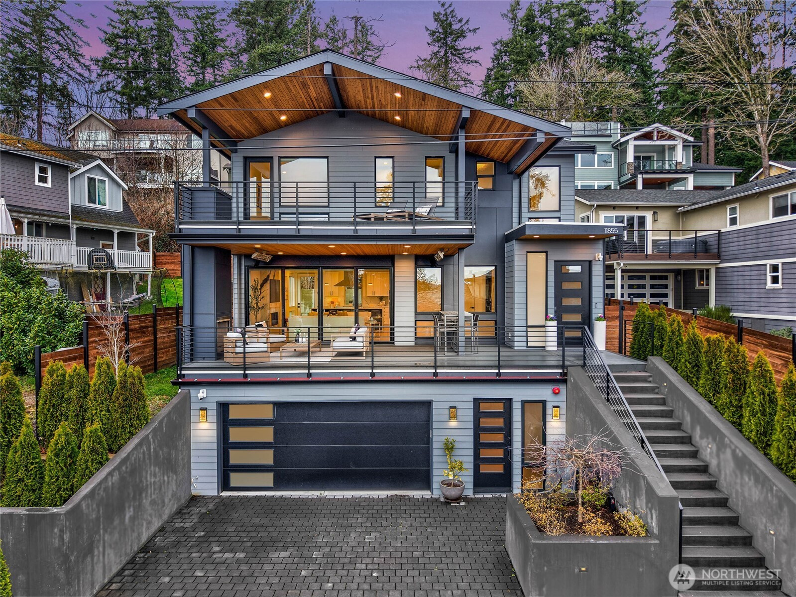 11855 89th Place NE, Kirkland, WA 98034