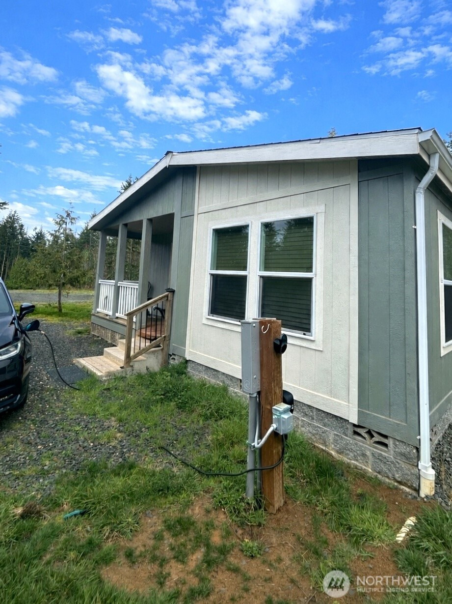 1369 Centralia Alpha Road, Chehalis, WA 98532