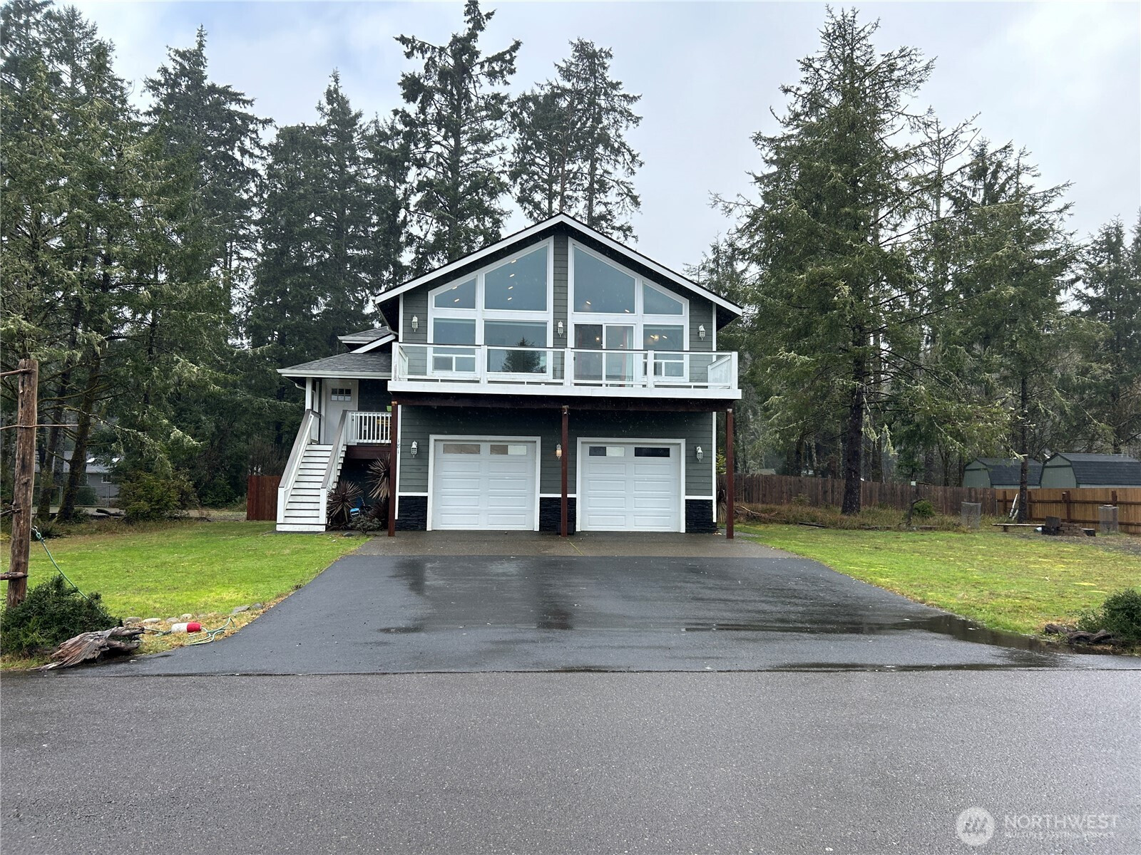 181 Sunrise Avenue SE, Ocean Shores, WA 98569