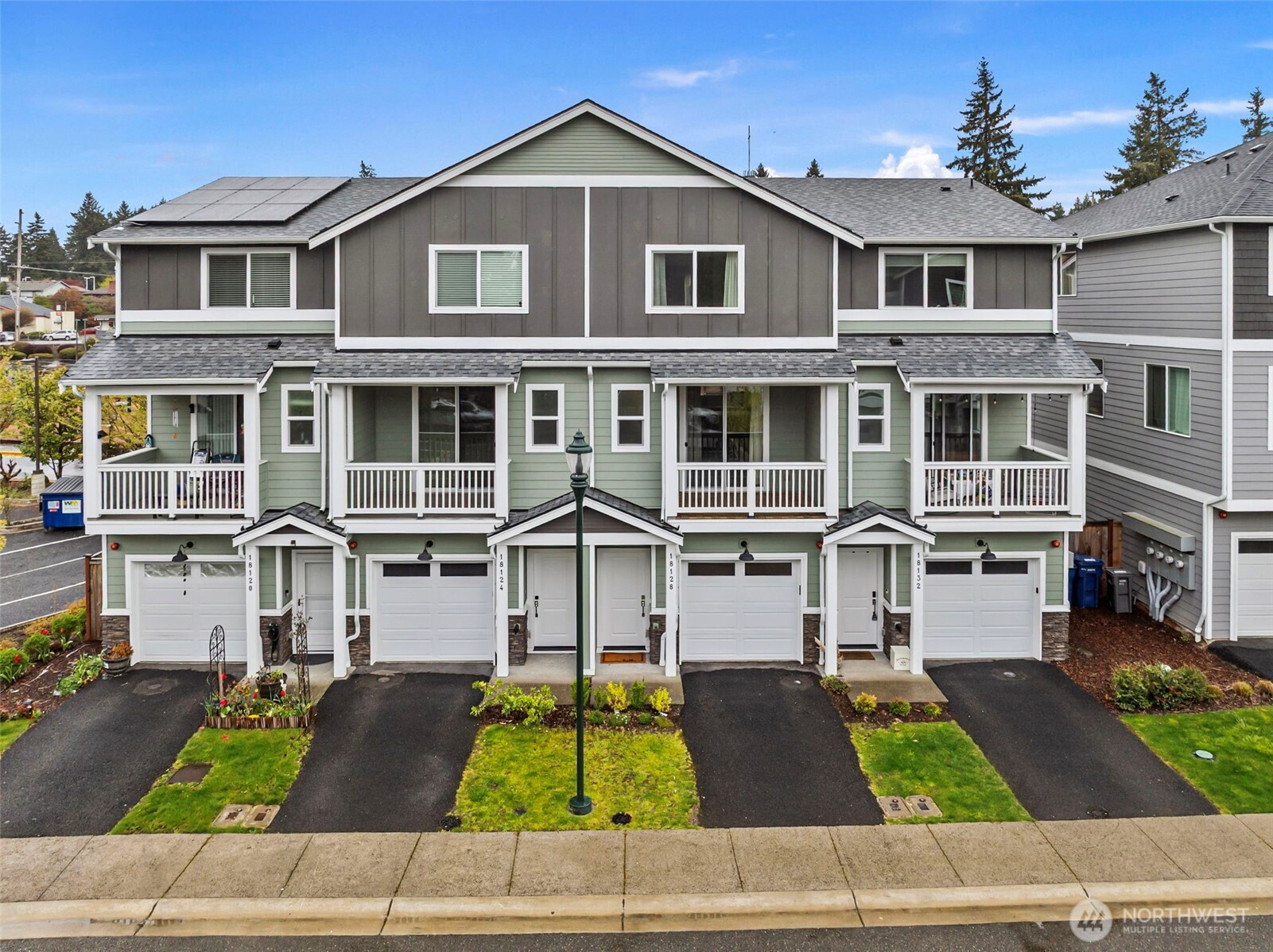 18128 1st Place SW, Normandy Park, WA 98166