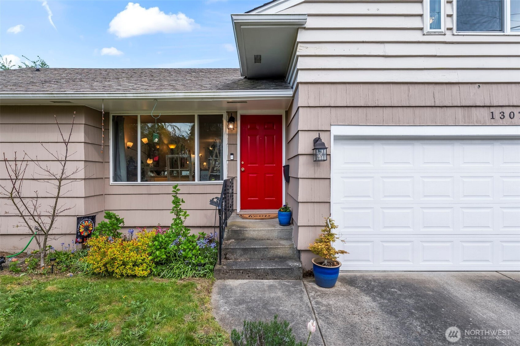 1307 N Huson Street, Tacoma, WA 98406