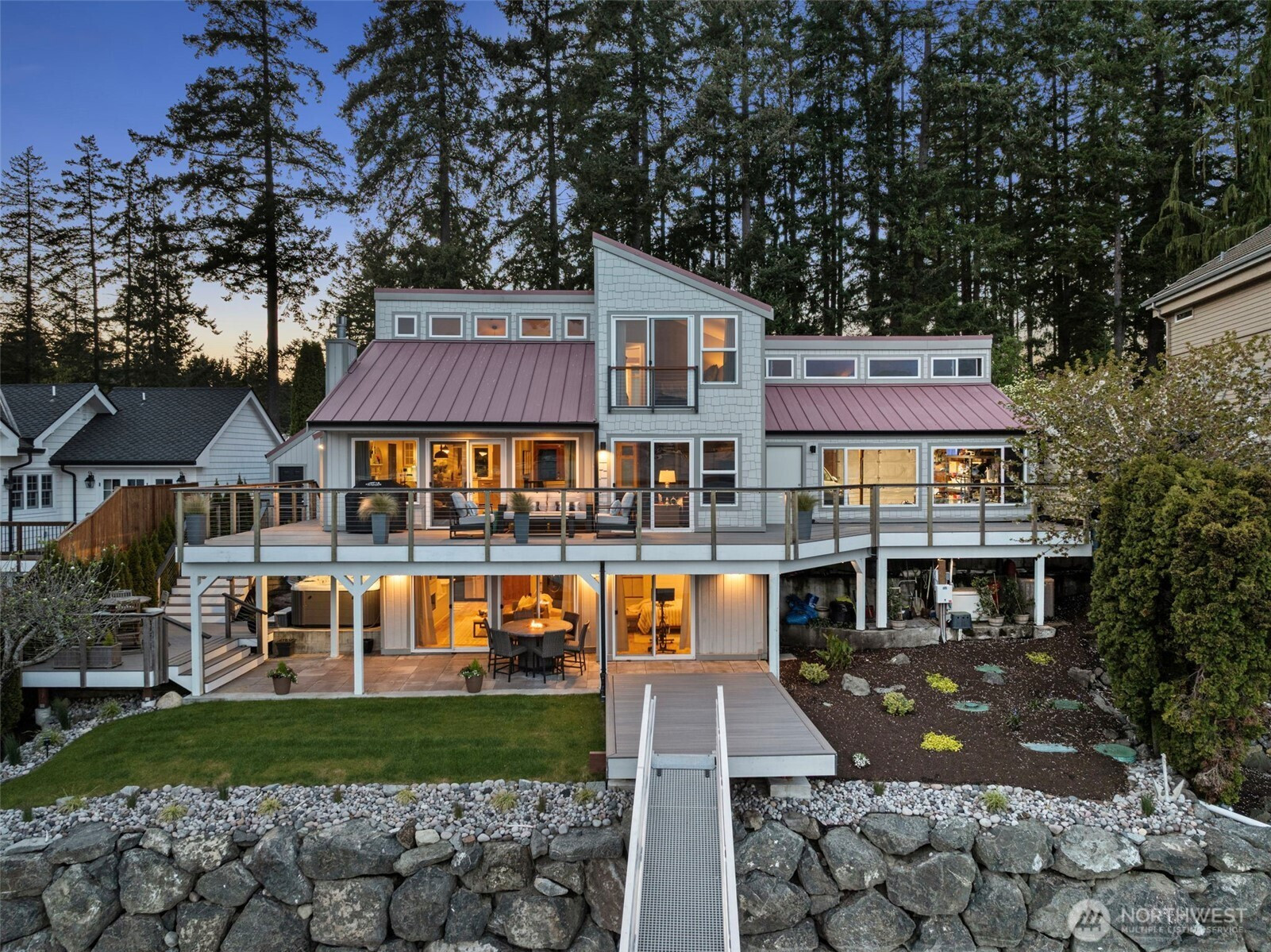 295 Shorewood Court, Fox Island, WA 98333