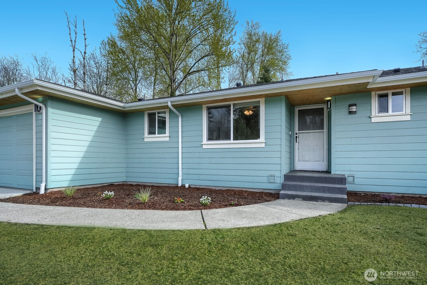 12045 SE 210th Street, Kent, WA 98031
