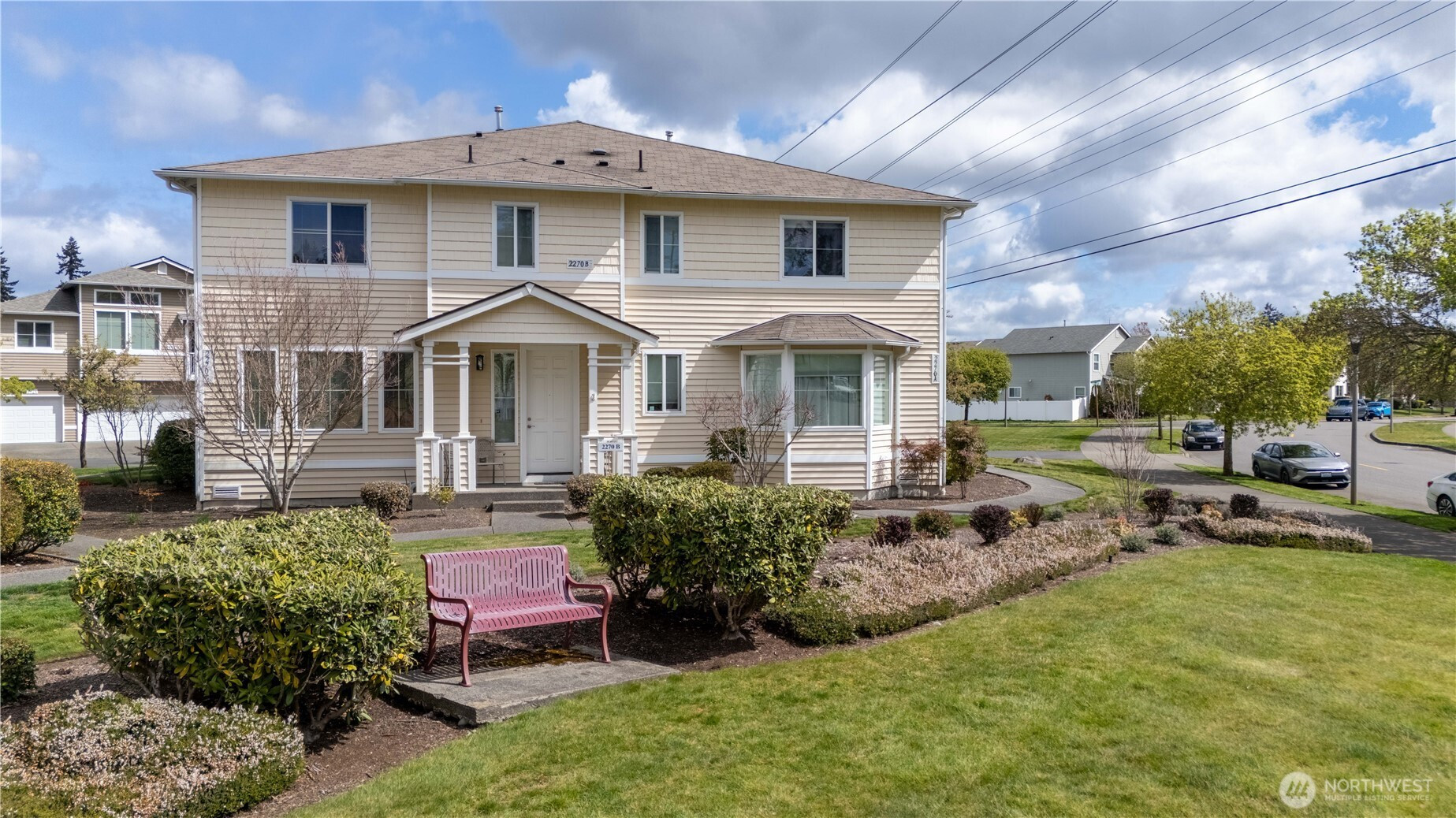 2270 Bobs Hollow Lane, Dupont, WA 98327