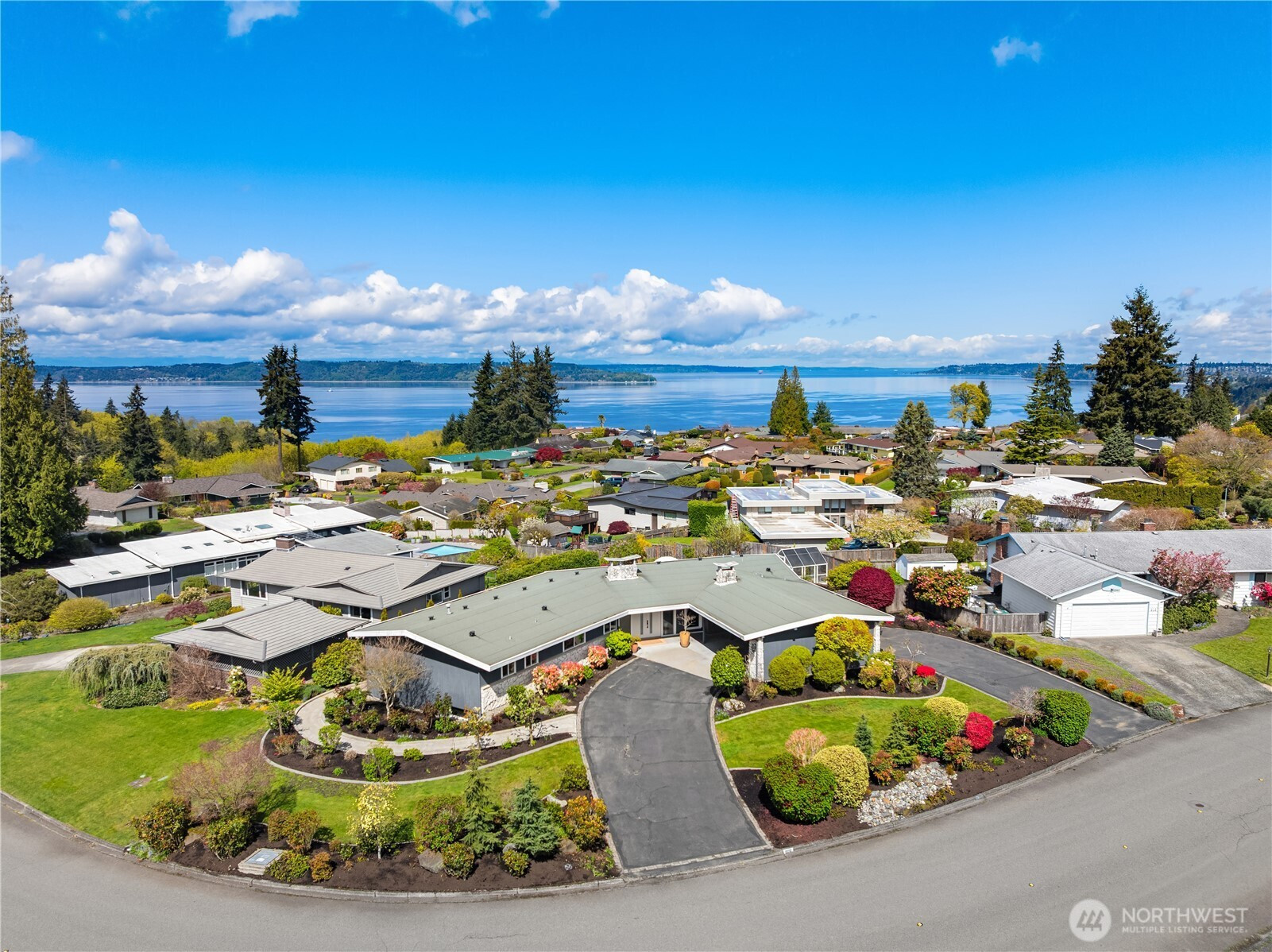 806 S 295th Place, Federal Way, WA 98003