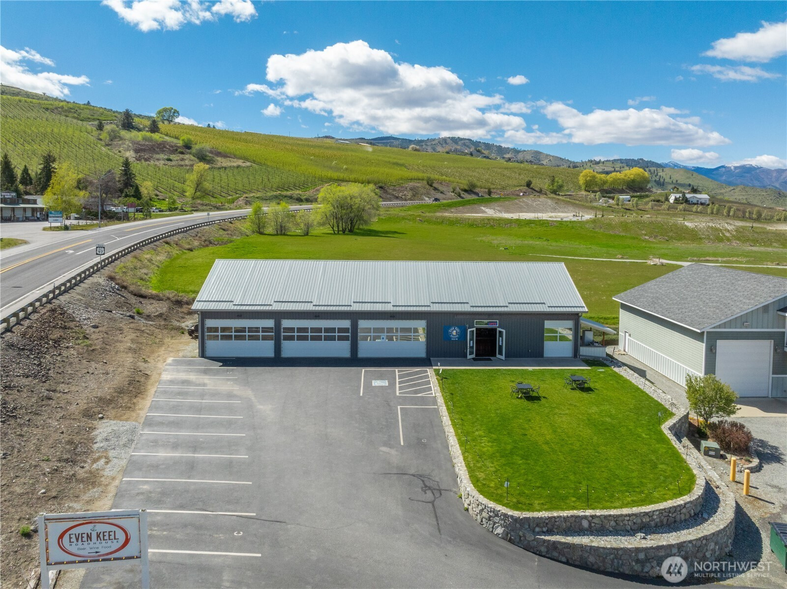 90 Lees Place, Chelan, WA 98816