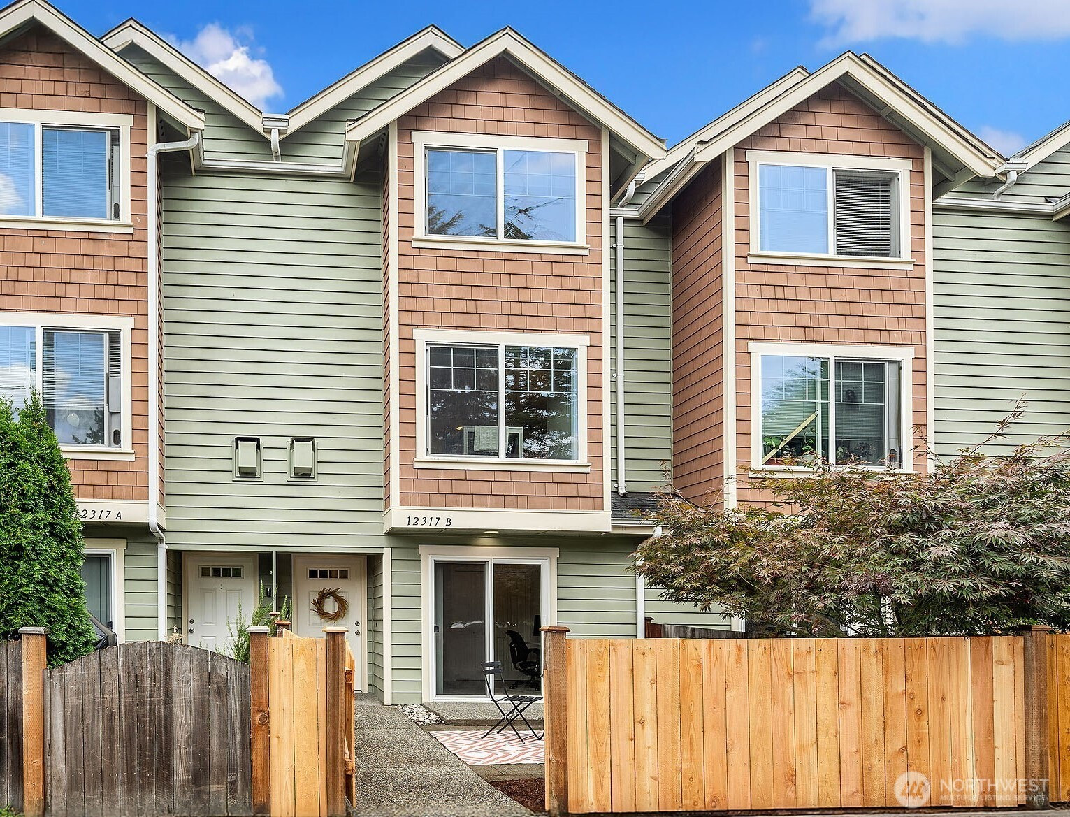 12317 10th Place NE, Seattle, WA 98125