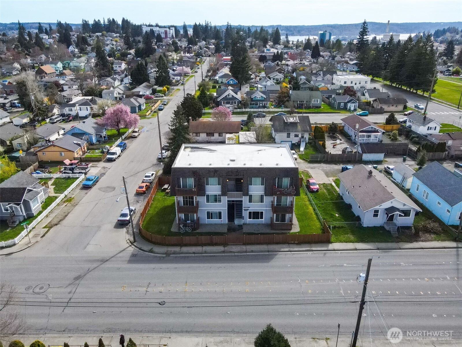2001 11th Street, Bremerton, WA 98337