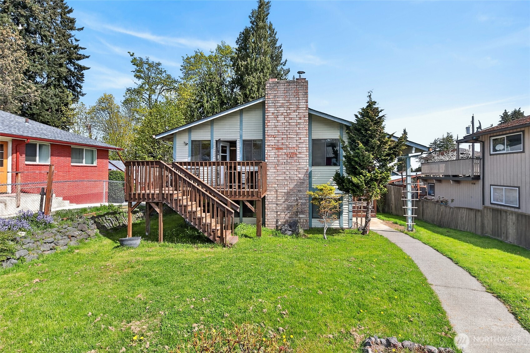 313 W 14th Street, Port Angeles, WA 98362