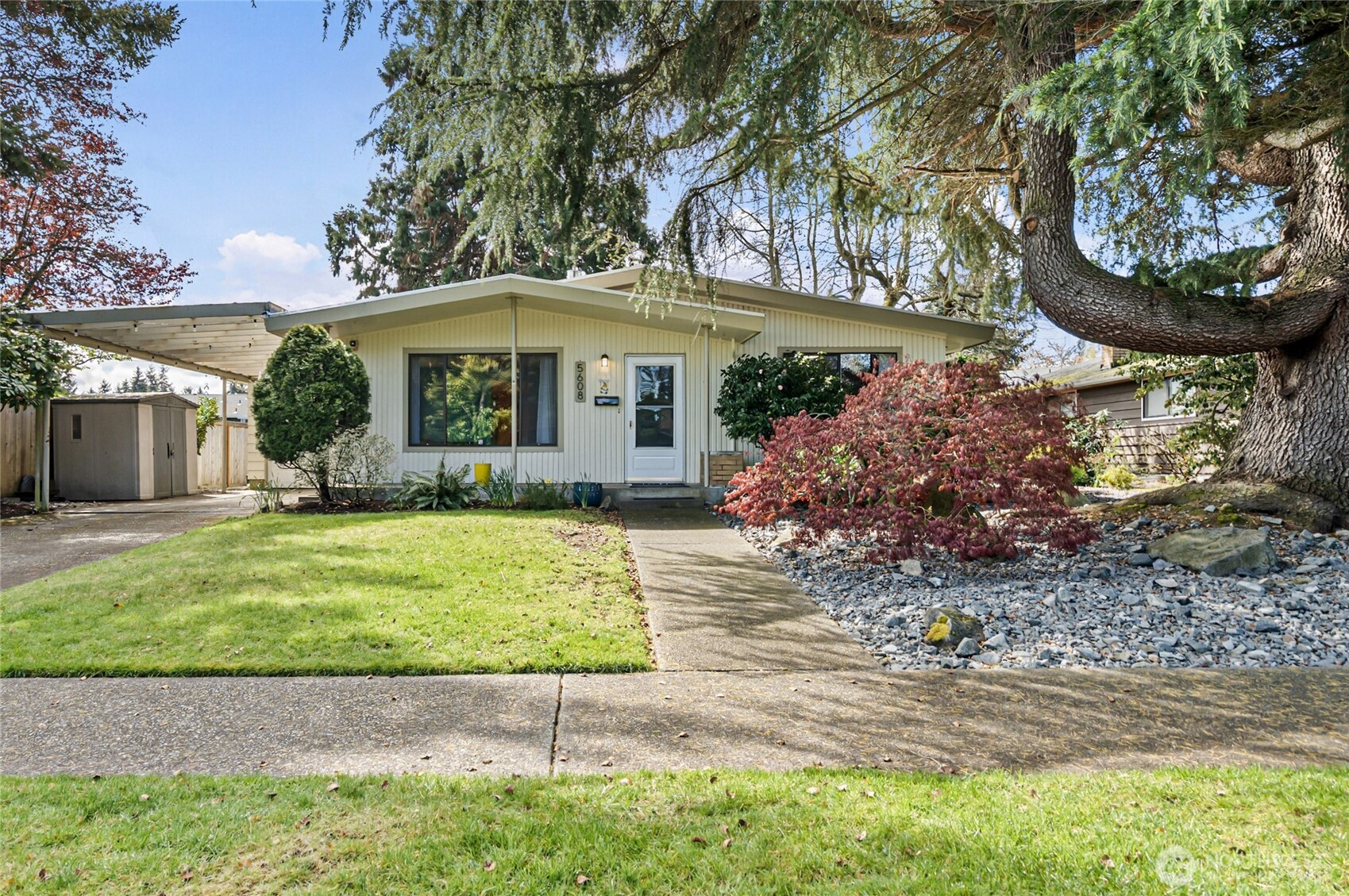 5608 N 42nd Street, Tacoma, WA 98407