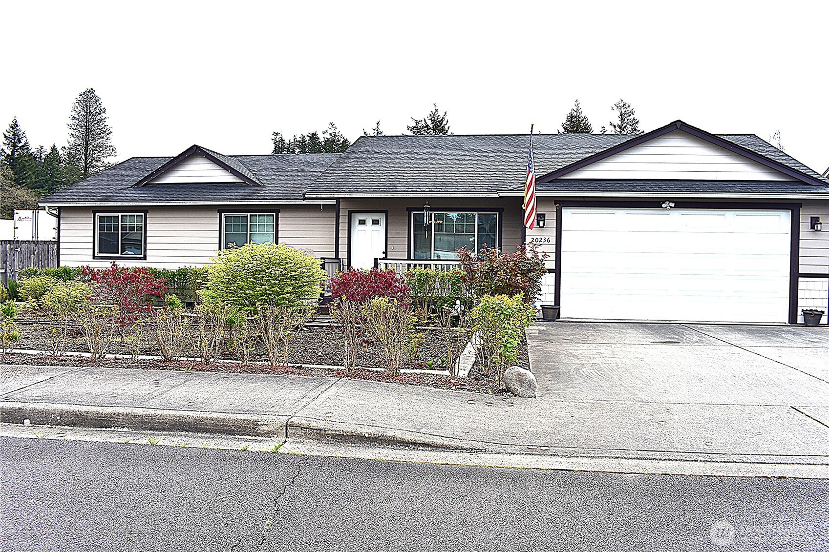 20236 White Rock Loop SW, Centralia, WA 98531