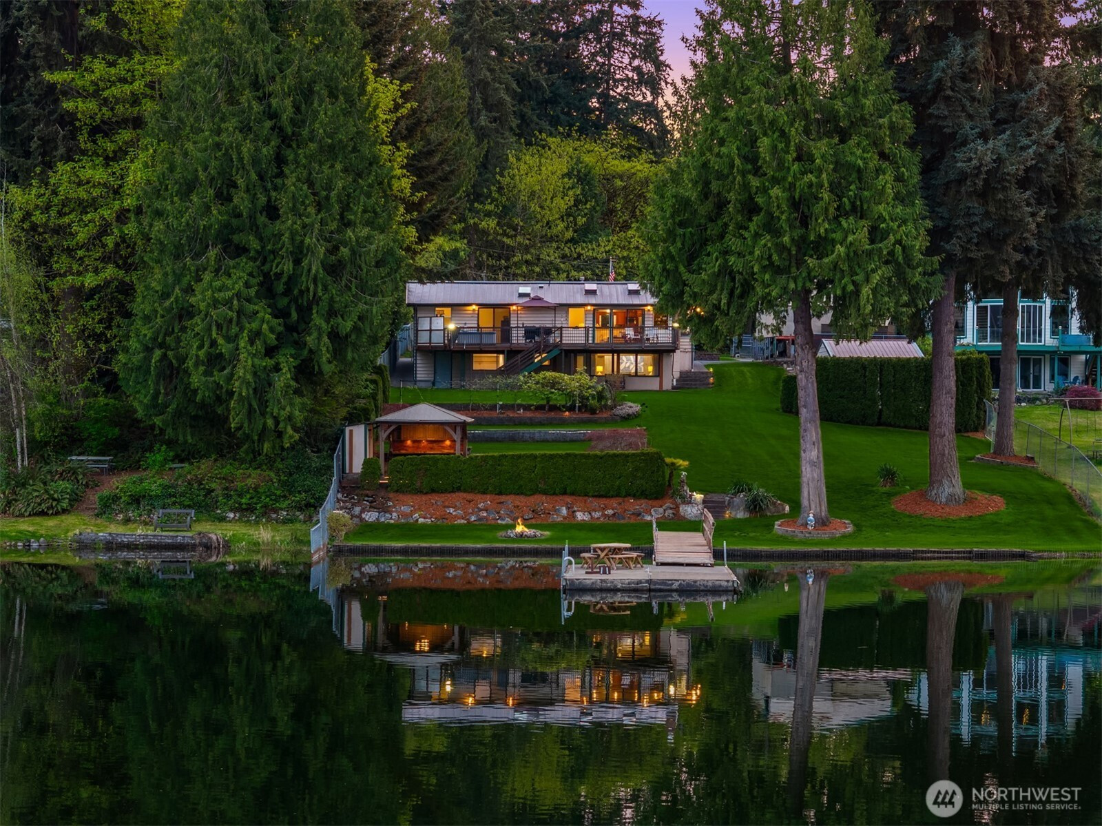 3824 S 348th Street, Auburn, WA 98001