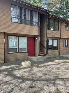 1101 SW Harrier Circle, Oak Harbor, WA 98277