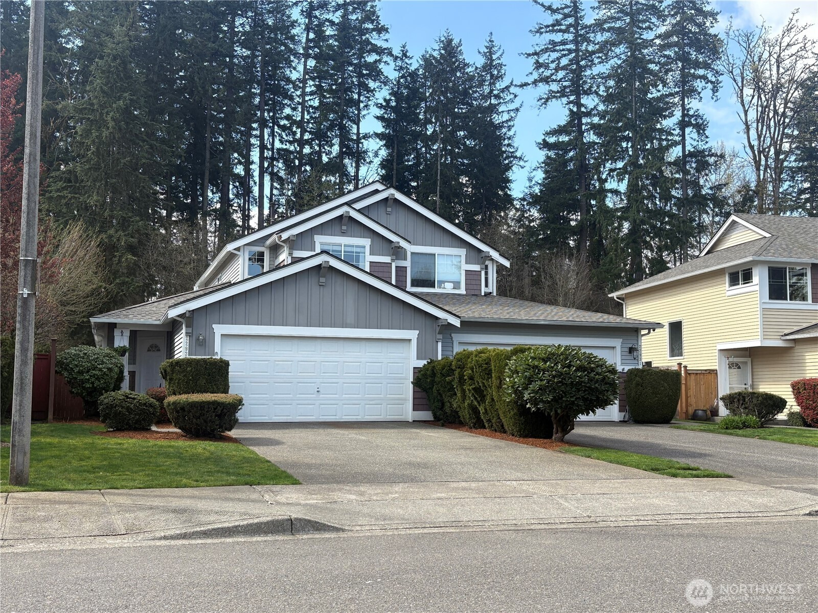 22933 SE 241st Place, Maple Valley, WA 98038
