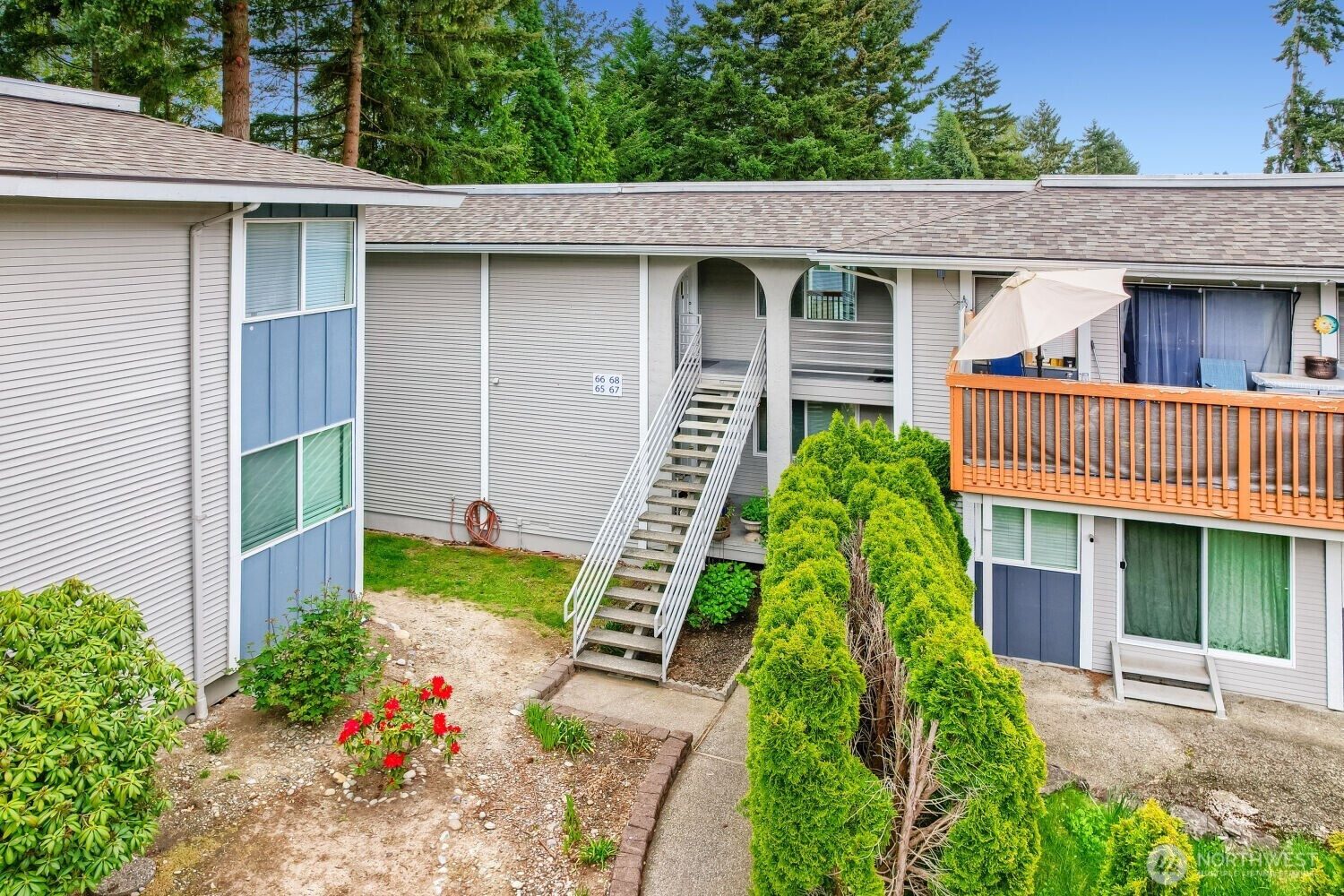 17208 NE 45th Street, Redmond, WA 98052