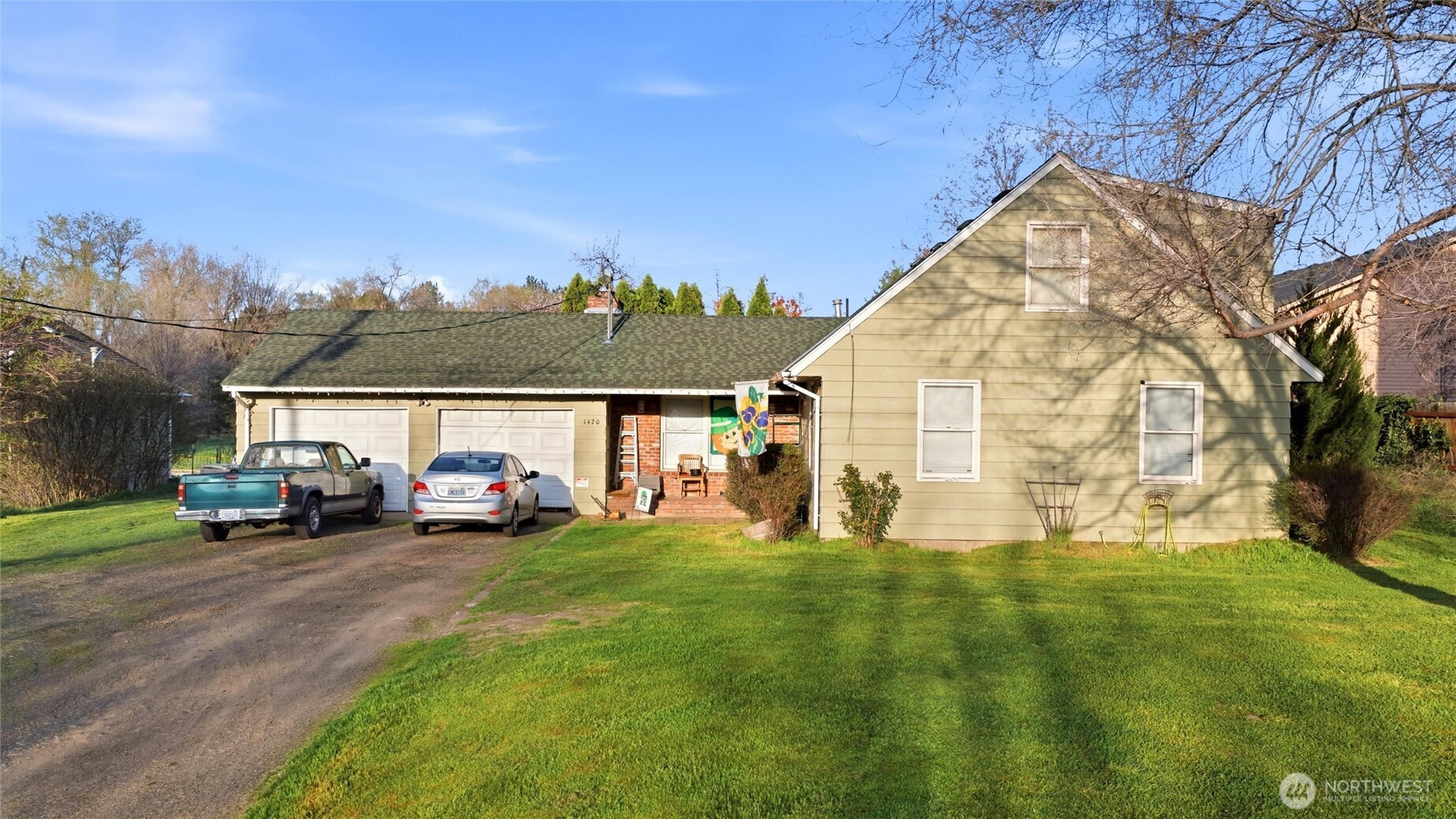 1420 S College Avenue, College Place, WA 99324