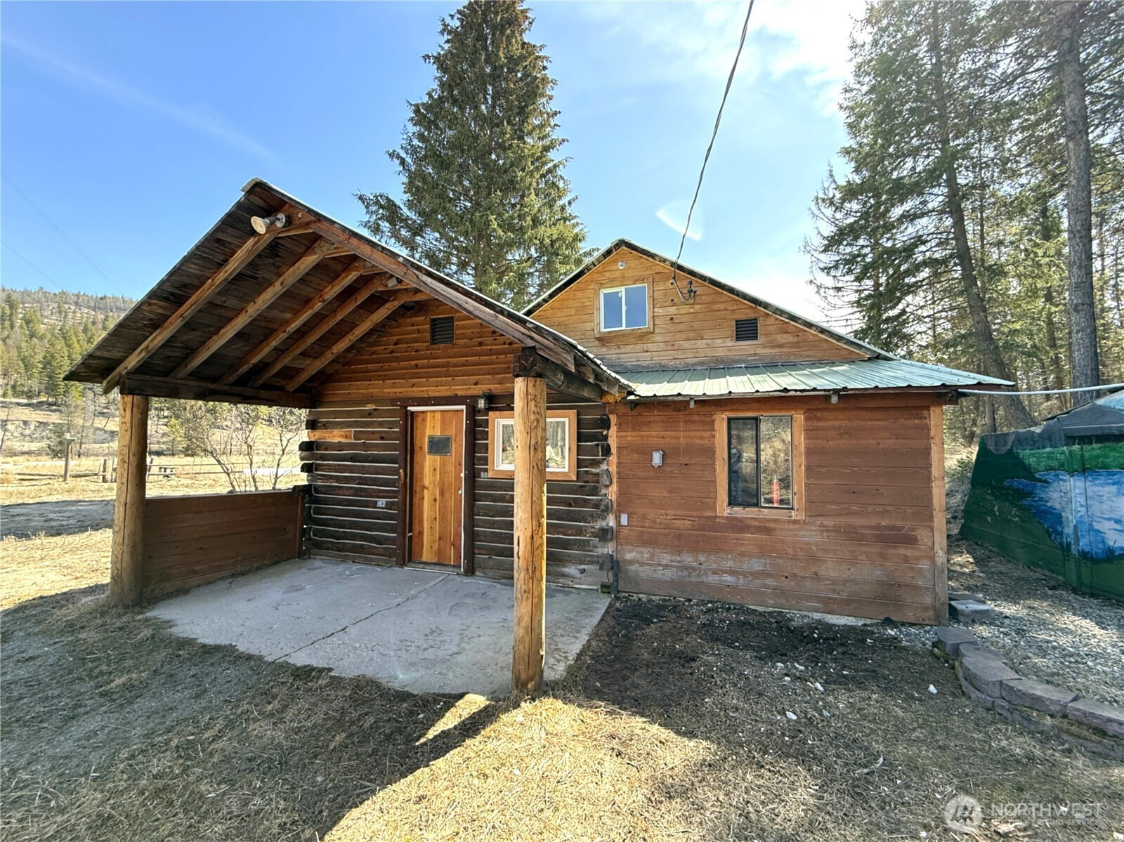 331 Bonaparte Lake Road, Tonasket, WA 98859