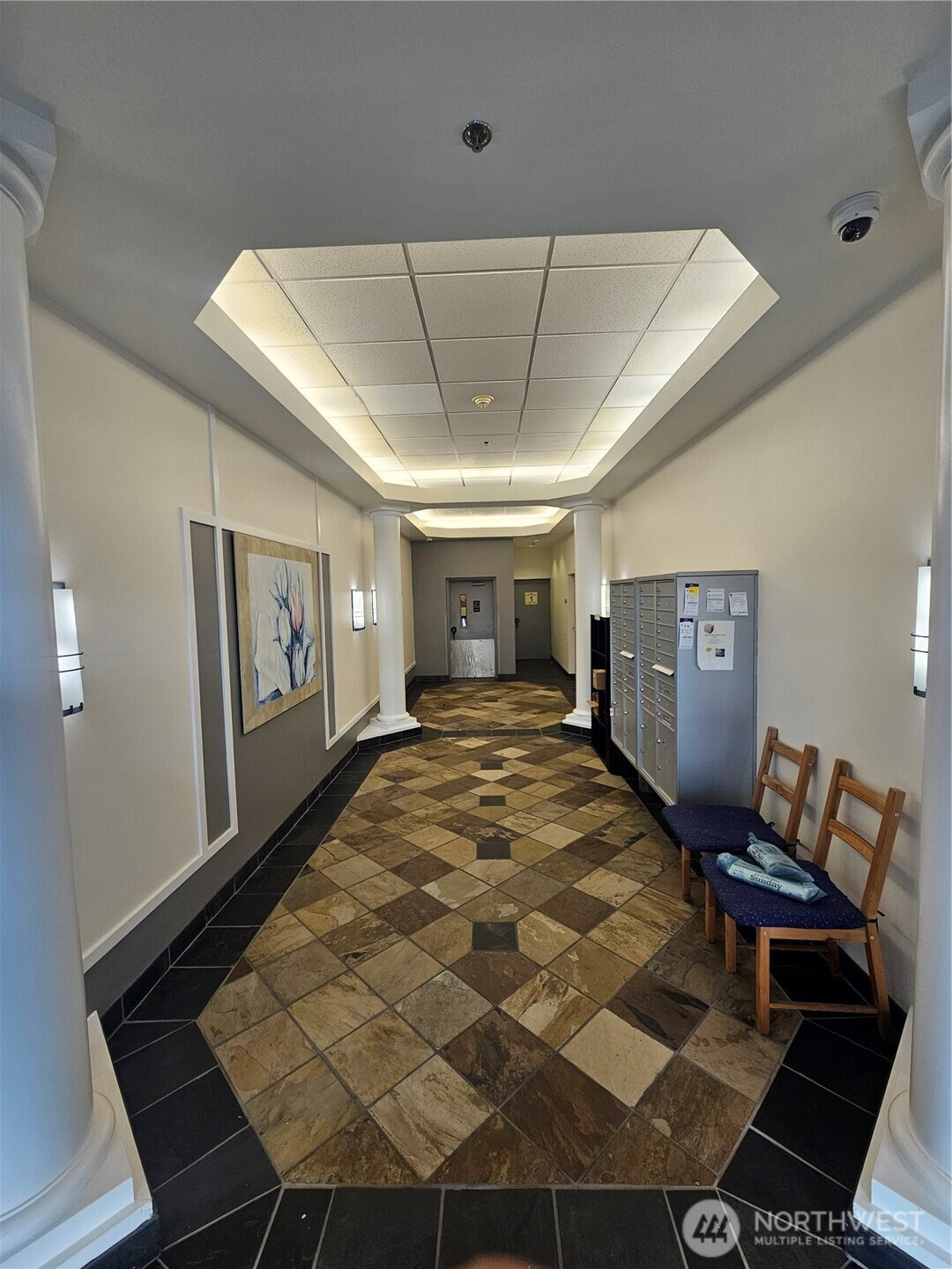 2530 15th Avenue W, Seattle, WA 98119