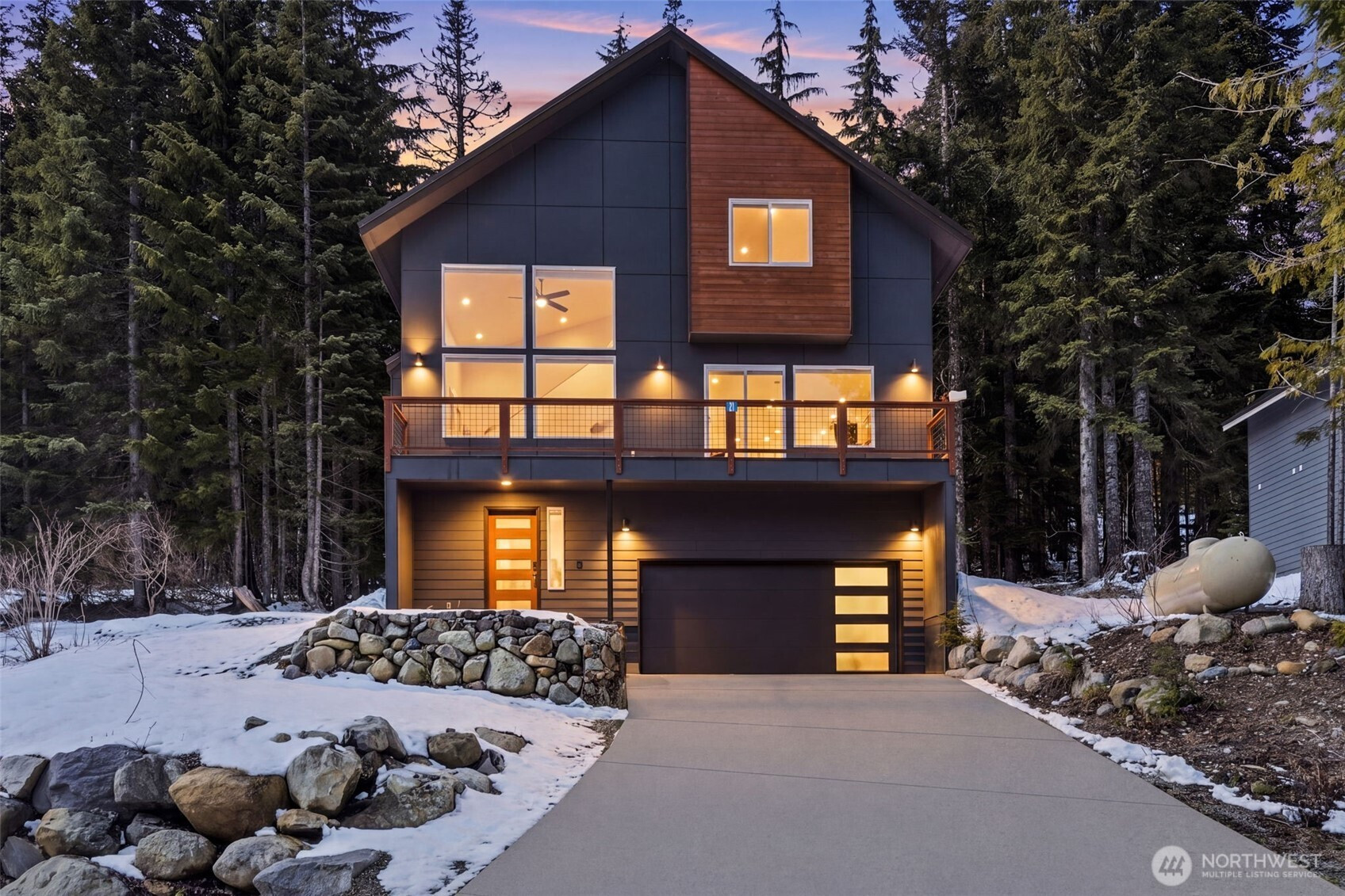 21 Arlberg Place, Snoqualmie Pass, WA 98068