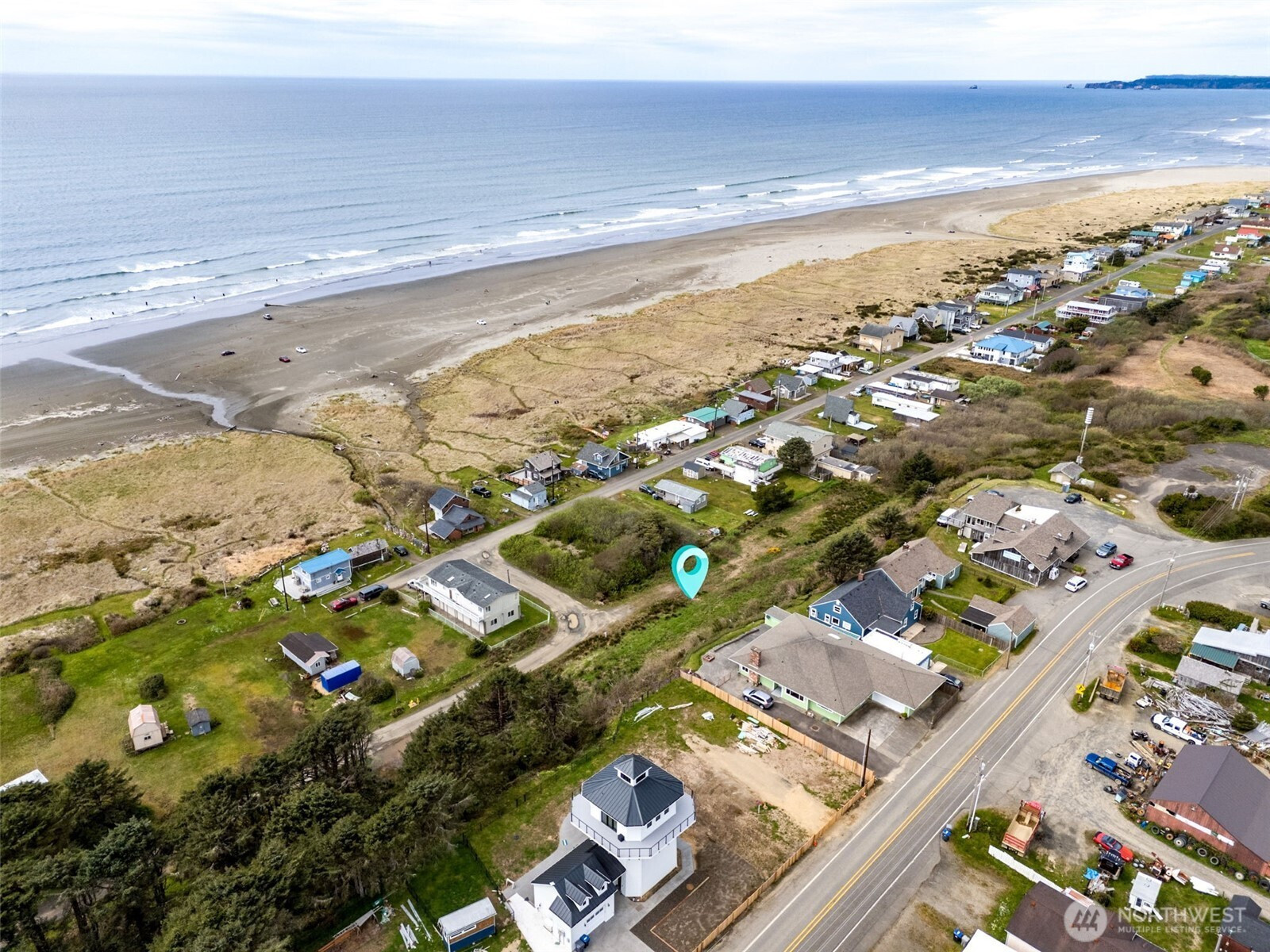 4780 Beach Lane, Moclips, WA 98562