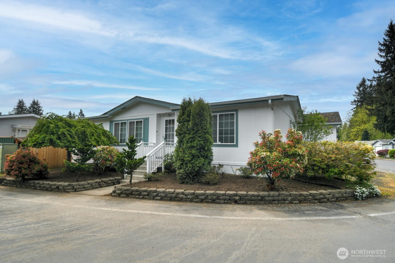 5088 W Gray Sea Eagle Lane SW, Olympia, WA 98512