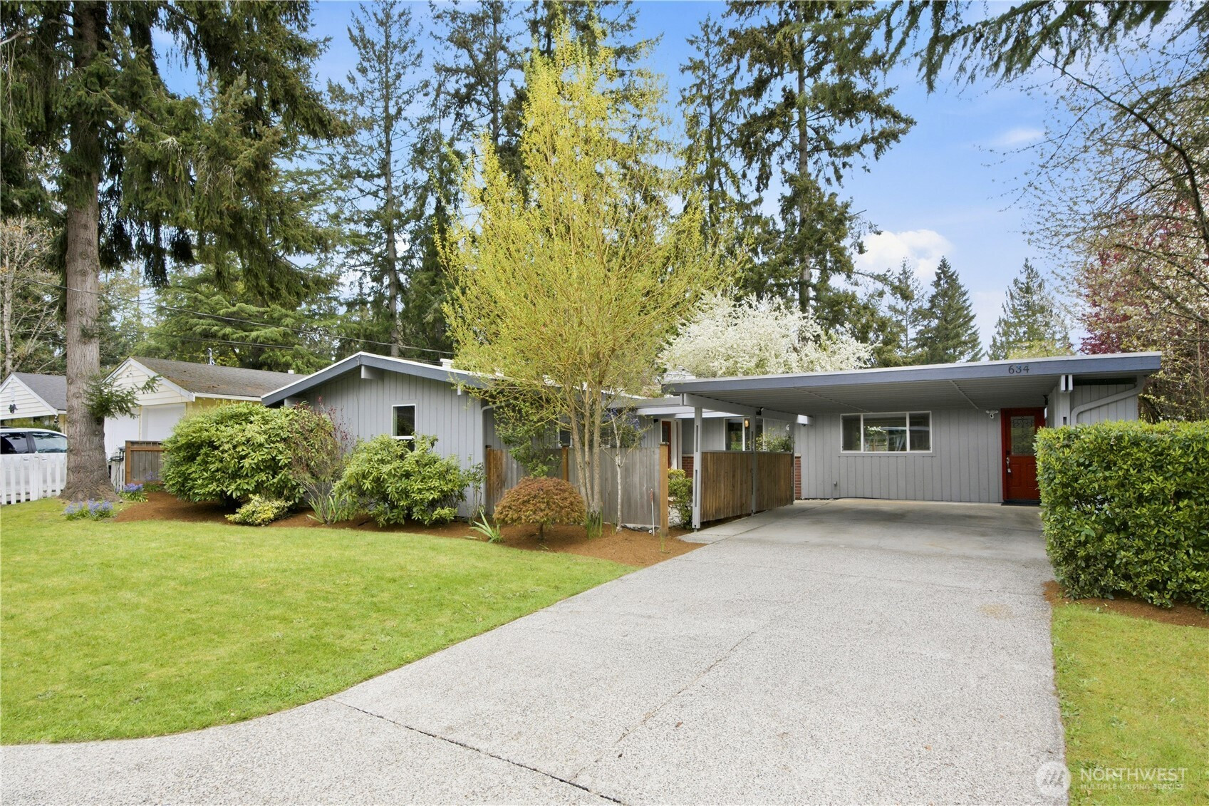 634 167th Avenue NE, Bellevue, WA 98008