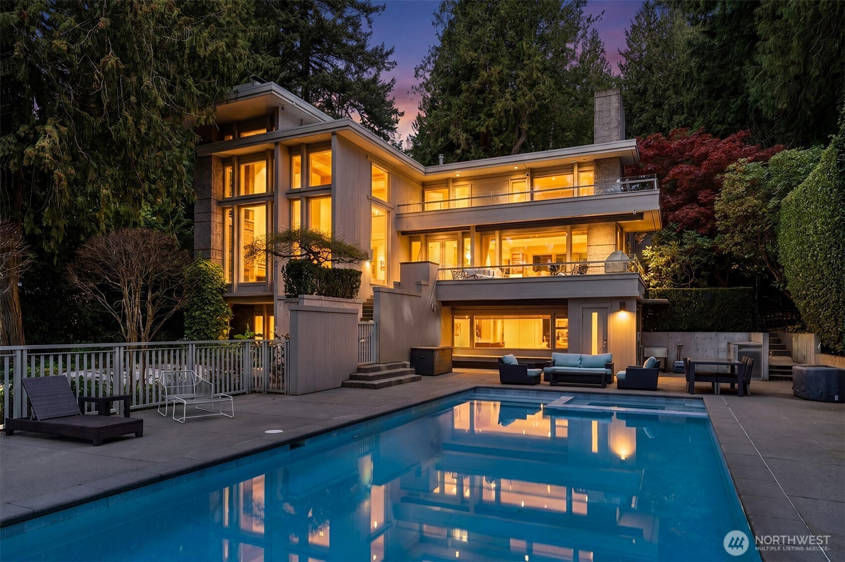 3445 Hunts Point Road, Hunts Point, WA 98004