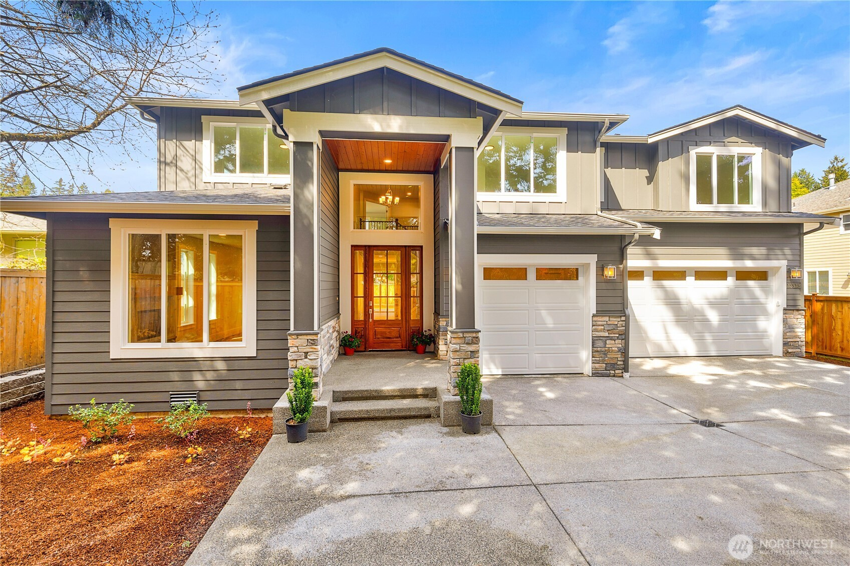 15518 56th Avenue W, Edmonds, WA 98026