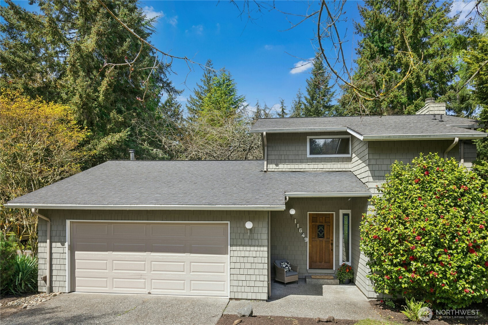 11649 NE Sunset Loop, Bainbridge Island, WA 98110