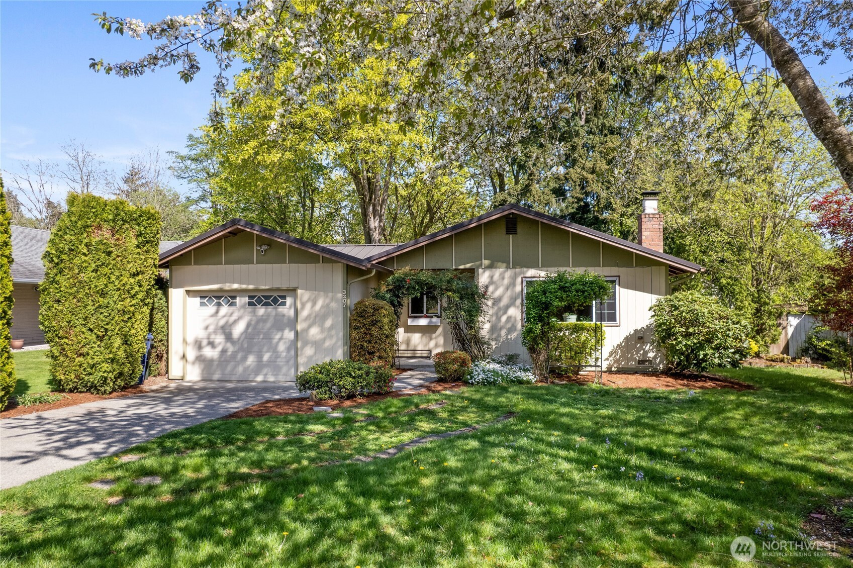 3207 45th Avenue NE, Tacoma, WA 98422