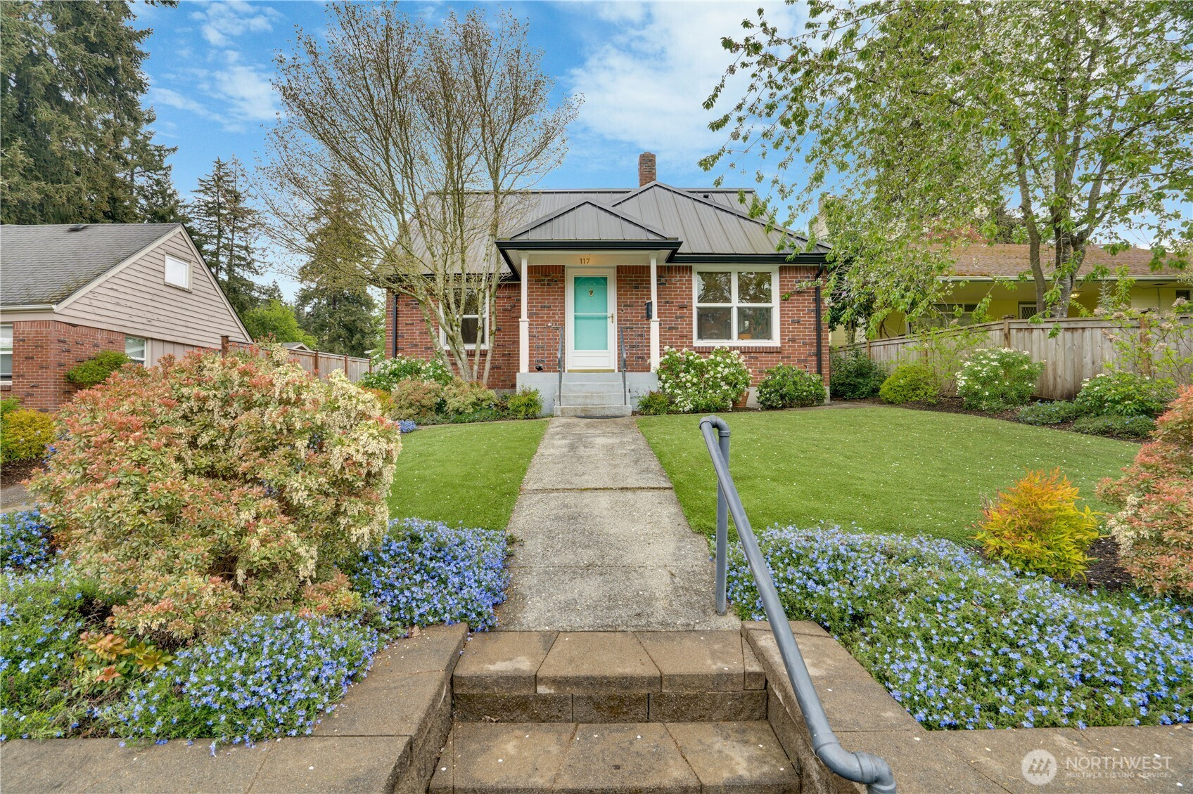 117 Farallone Avenue, Fircrest, WA 98466