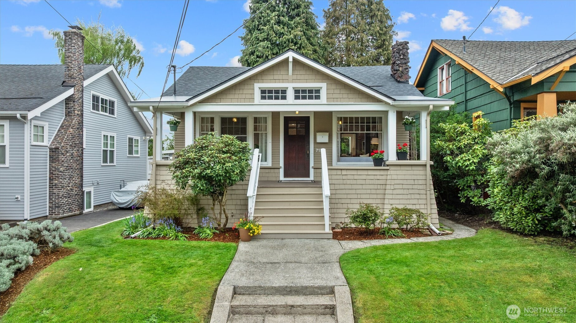 715 N 48th Street, Seattle, WA 98103