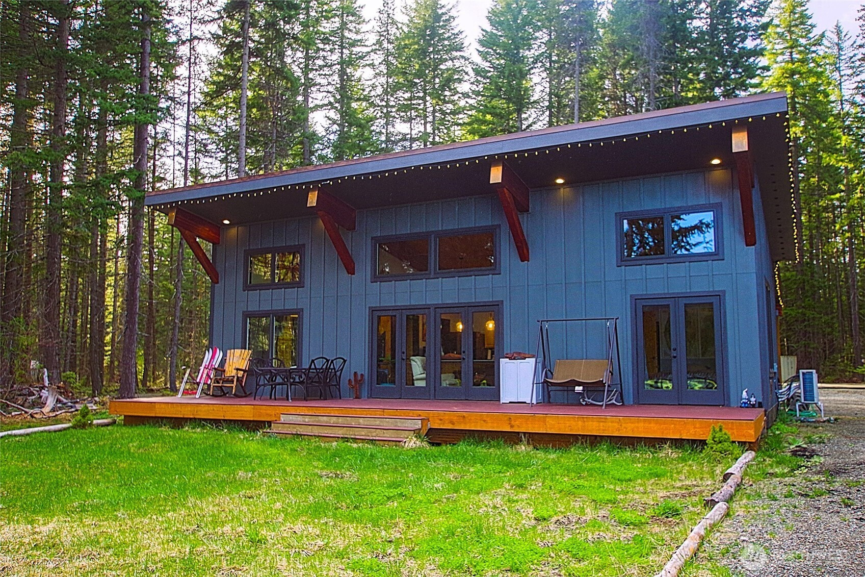 330 Silver Trail Lane, Easton, WA 98925