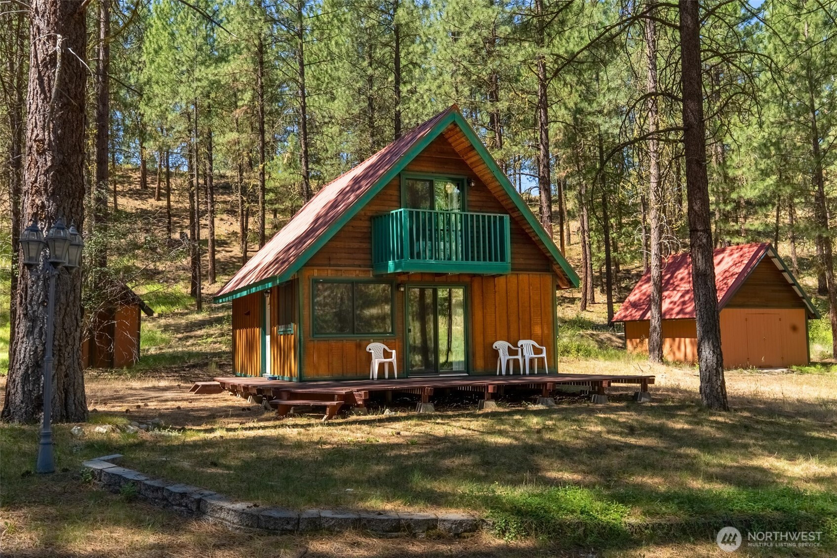 93 Larkspur Drive, Winthrop, WA 98862