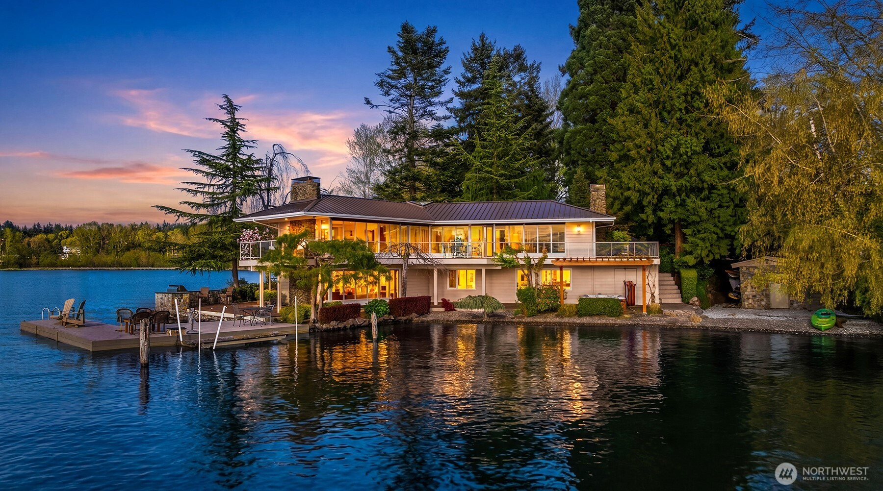 2095 Rose Point Lane, Kirkland, WA 98033
