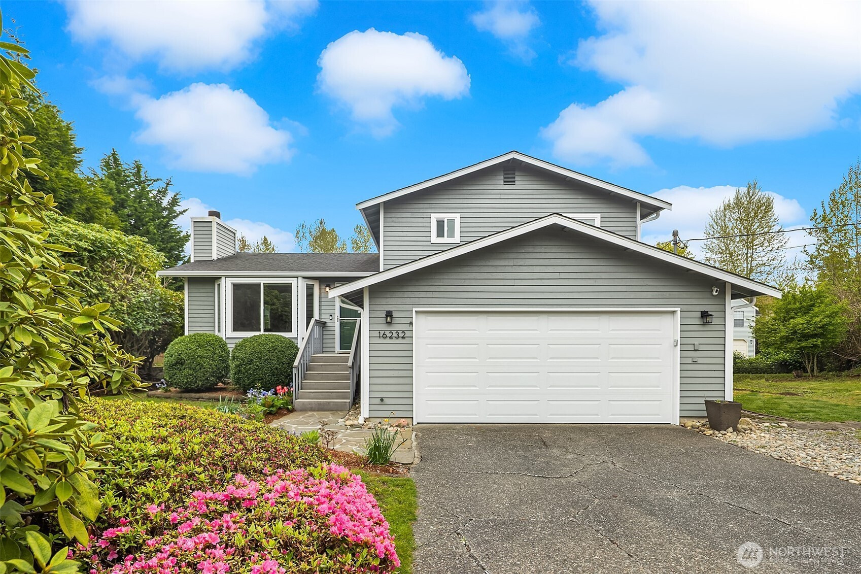 16232 2nd Place W, Lynnwood, WA 98087