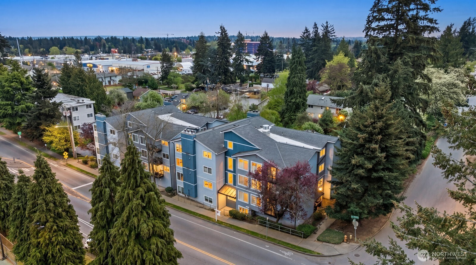 707 N 130th Street, Seattle, WA 98133