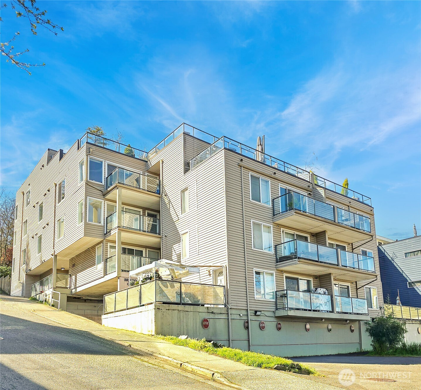 3022 SW Bradford Street, Seattle, WA 98126