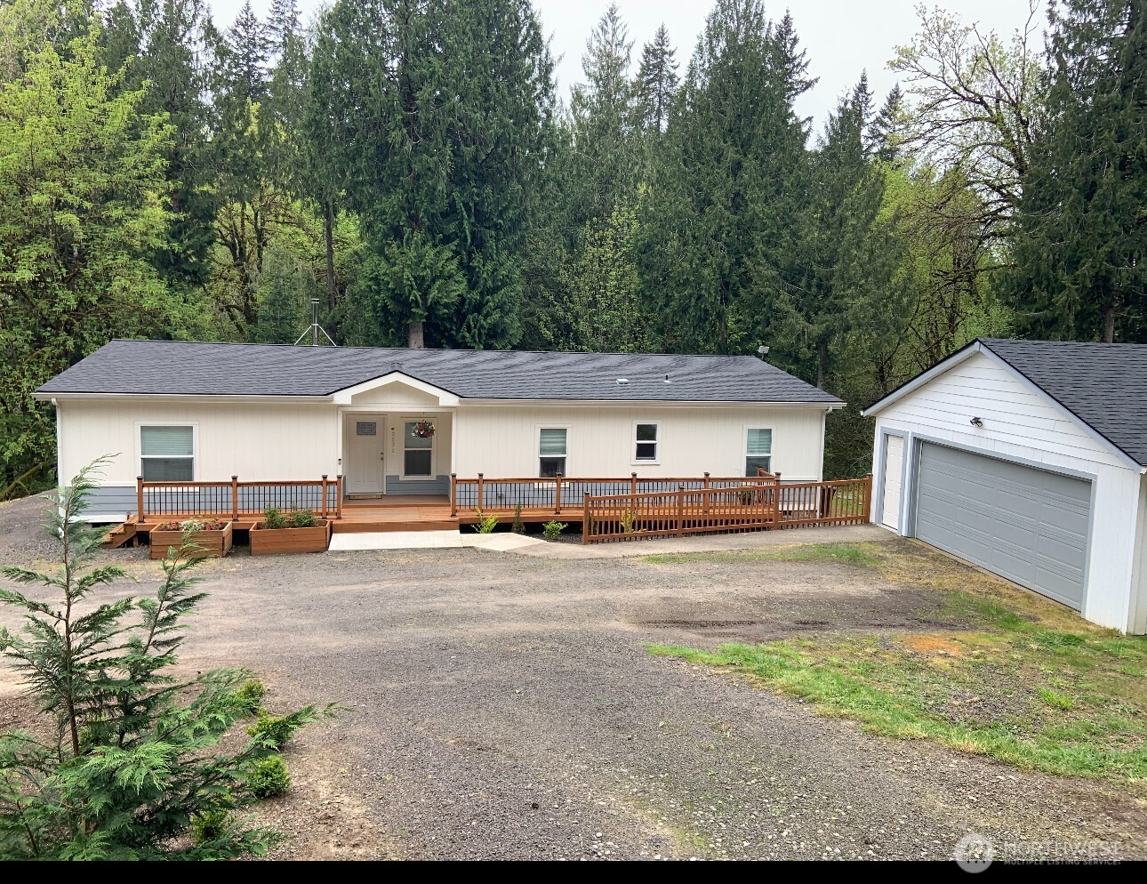 2571 Hazel Dell Road, Castle Rock, WA 98611