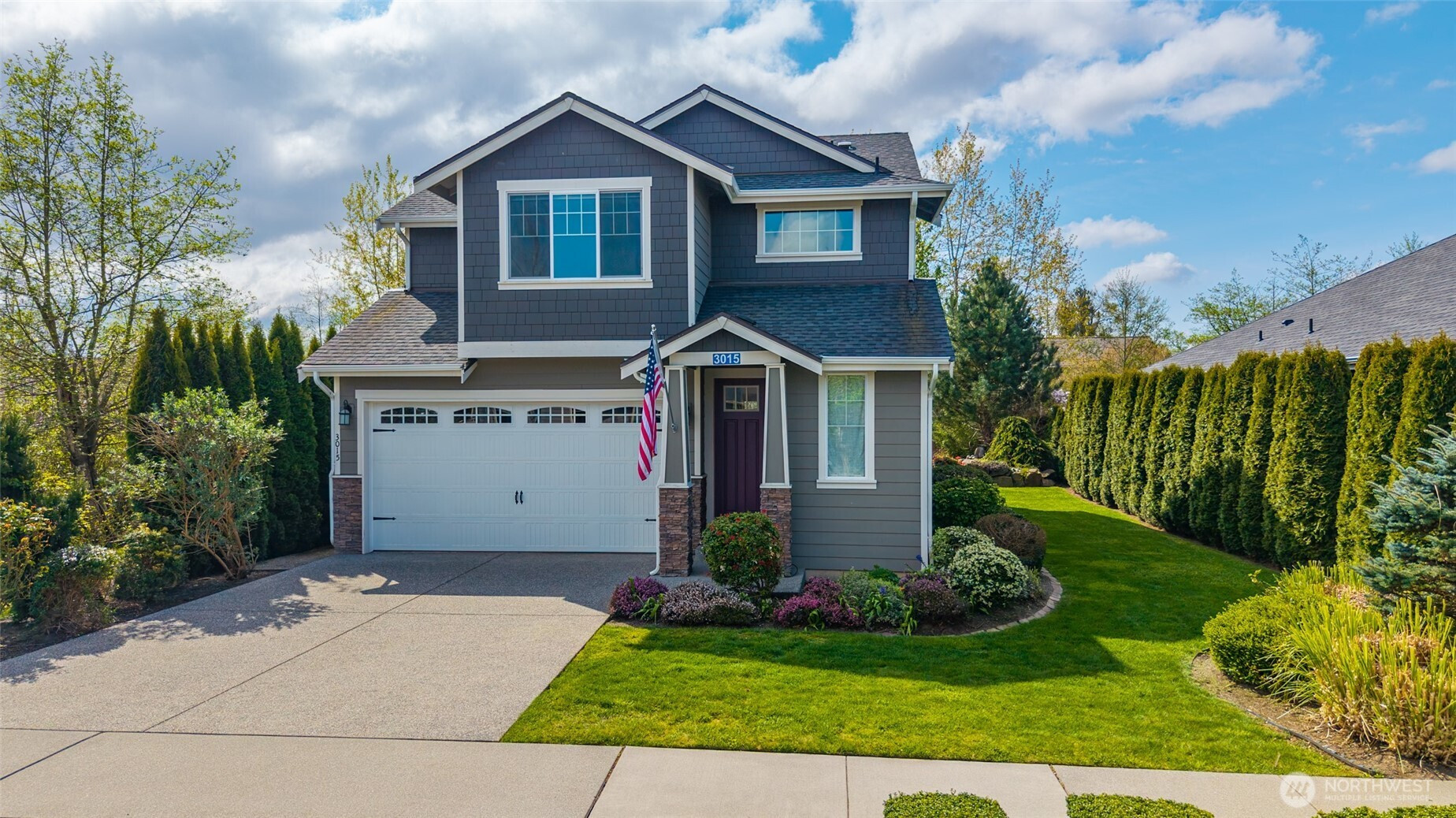 3015 Loch Ness Loop, Mount Vernon, WA 98273