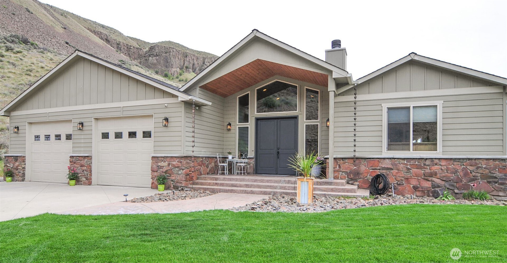 6696 Batterman Road, Rock Island, WA 98850