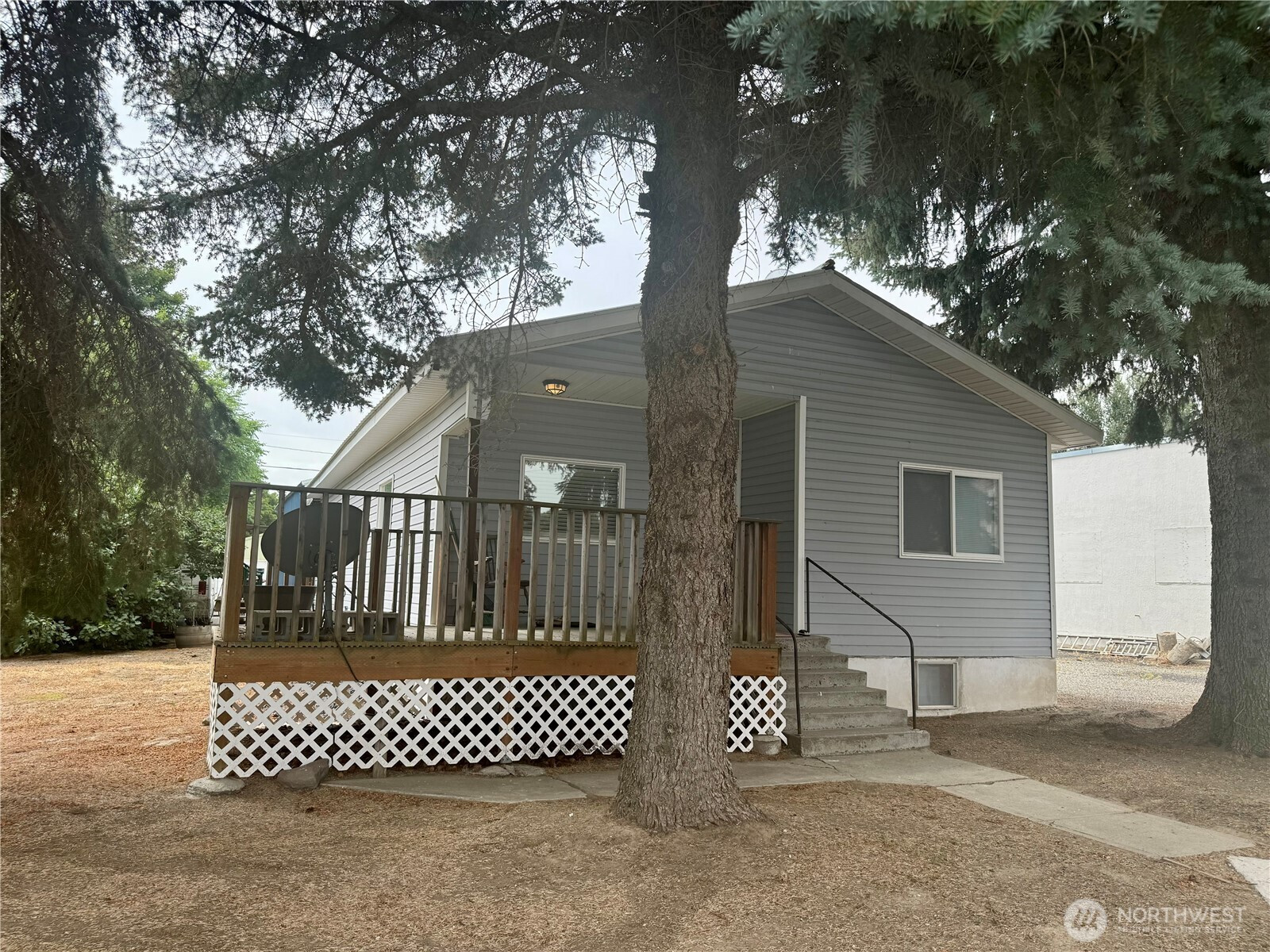 211 W Main Street, Almira, WA 99103